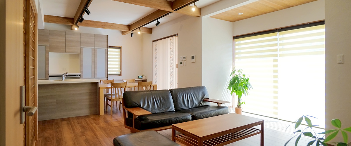 「家族三世代が集う家」リビング