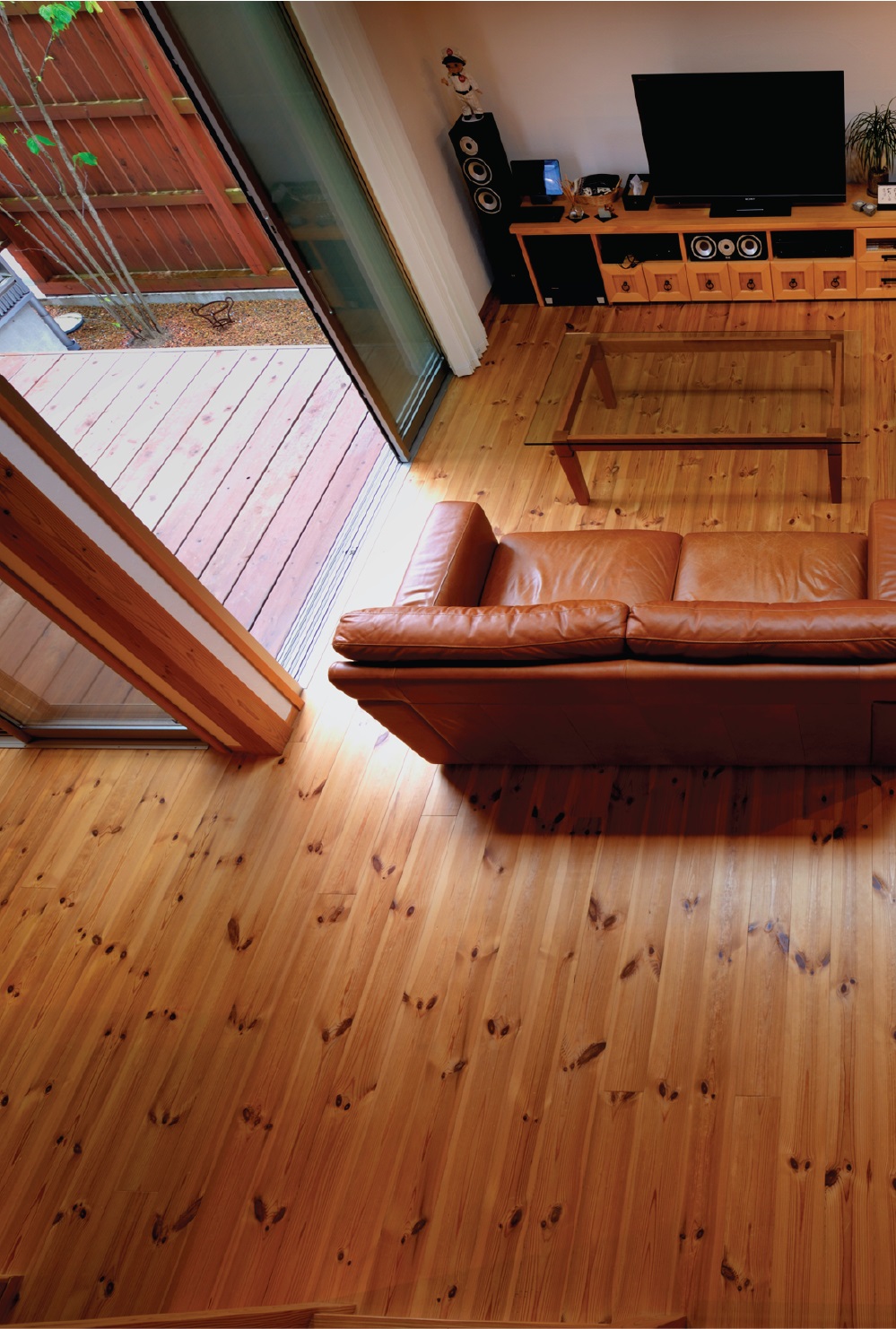 「趣味を拘り尽くすための家」
新潟市西区リビング写真スマホ表示用